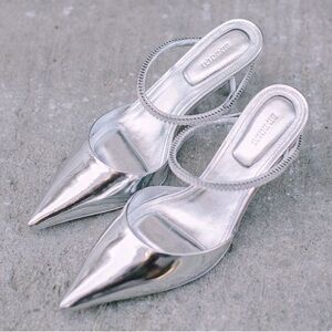 SIMKHAI  Kaian Metallic Leather Wrap Around Crystal Pump Size 38.